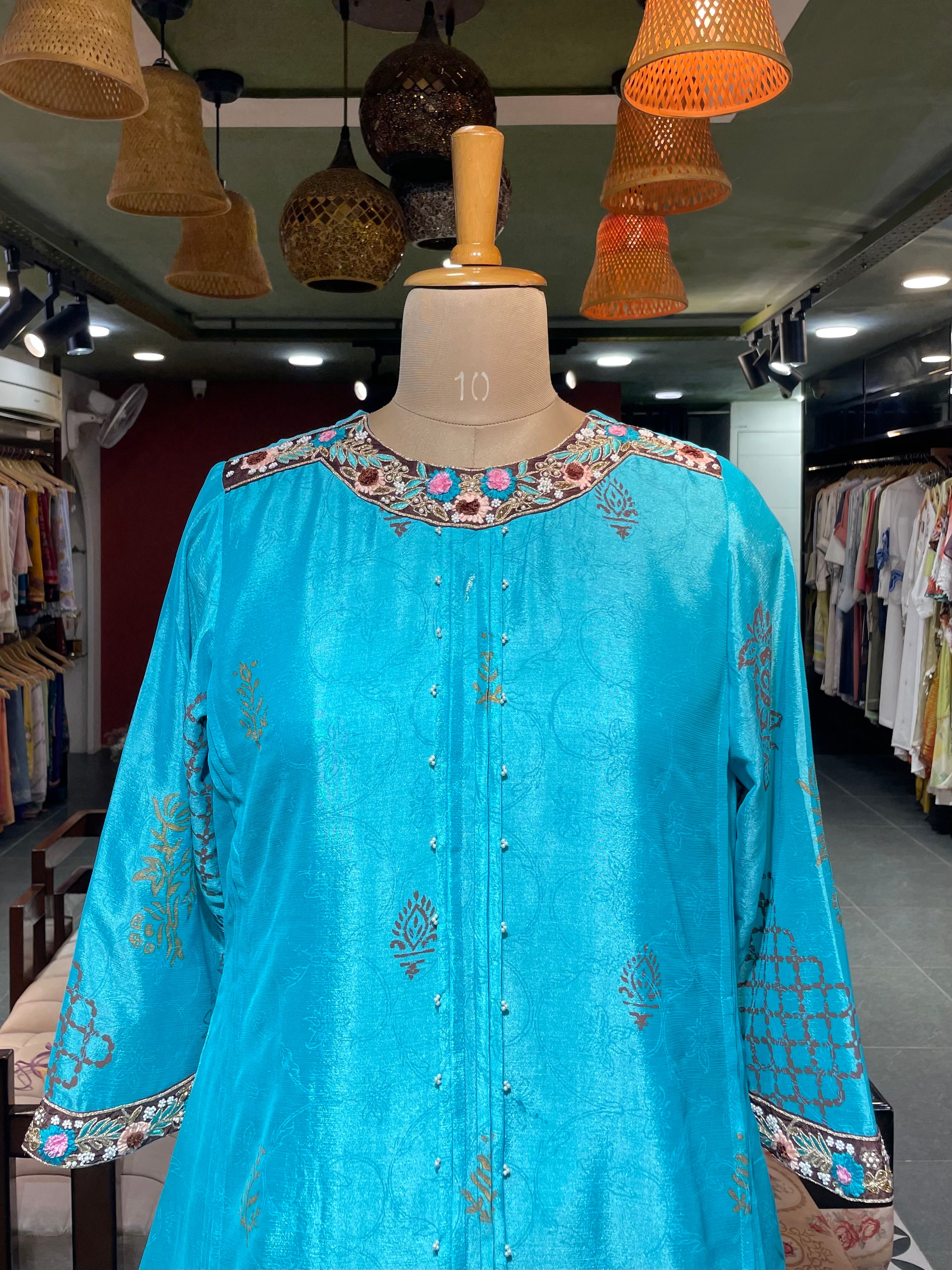 Noore Kurta Set
