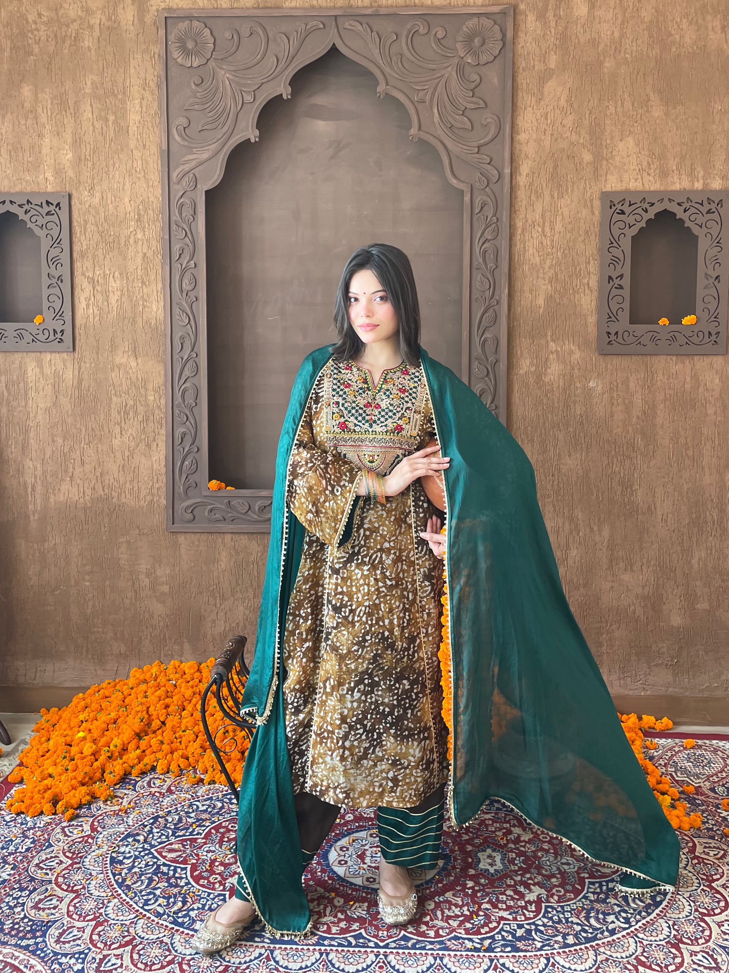Mehrang Suit