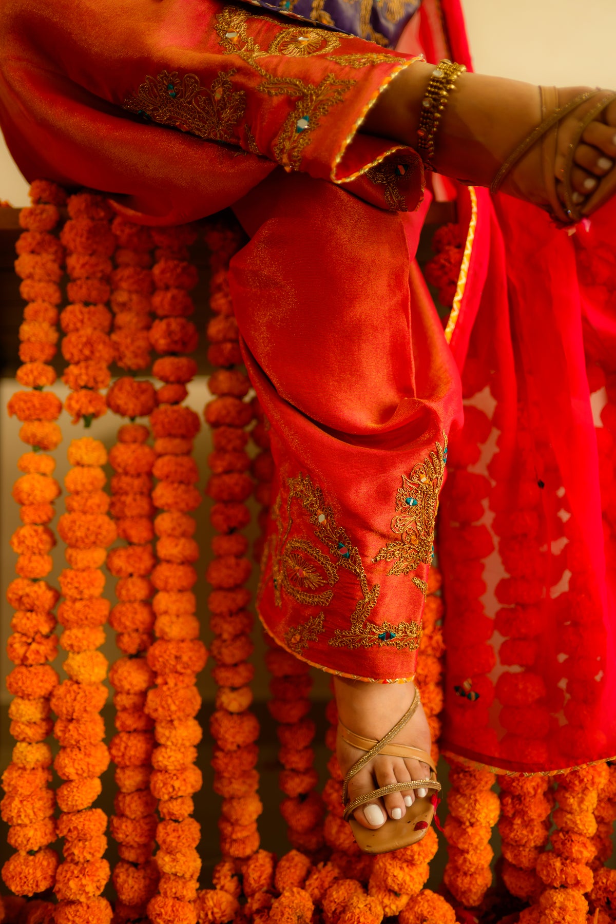 Gulabi Patola Suit