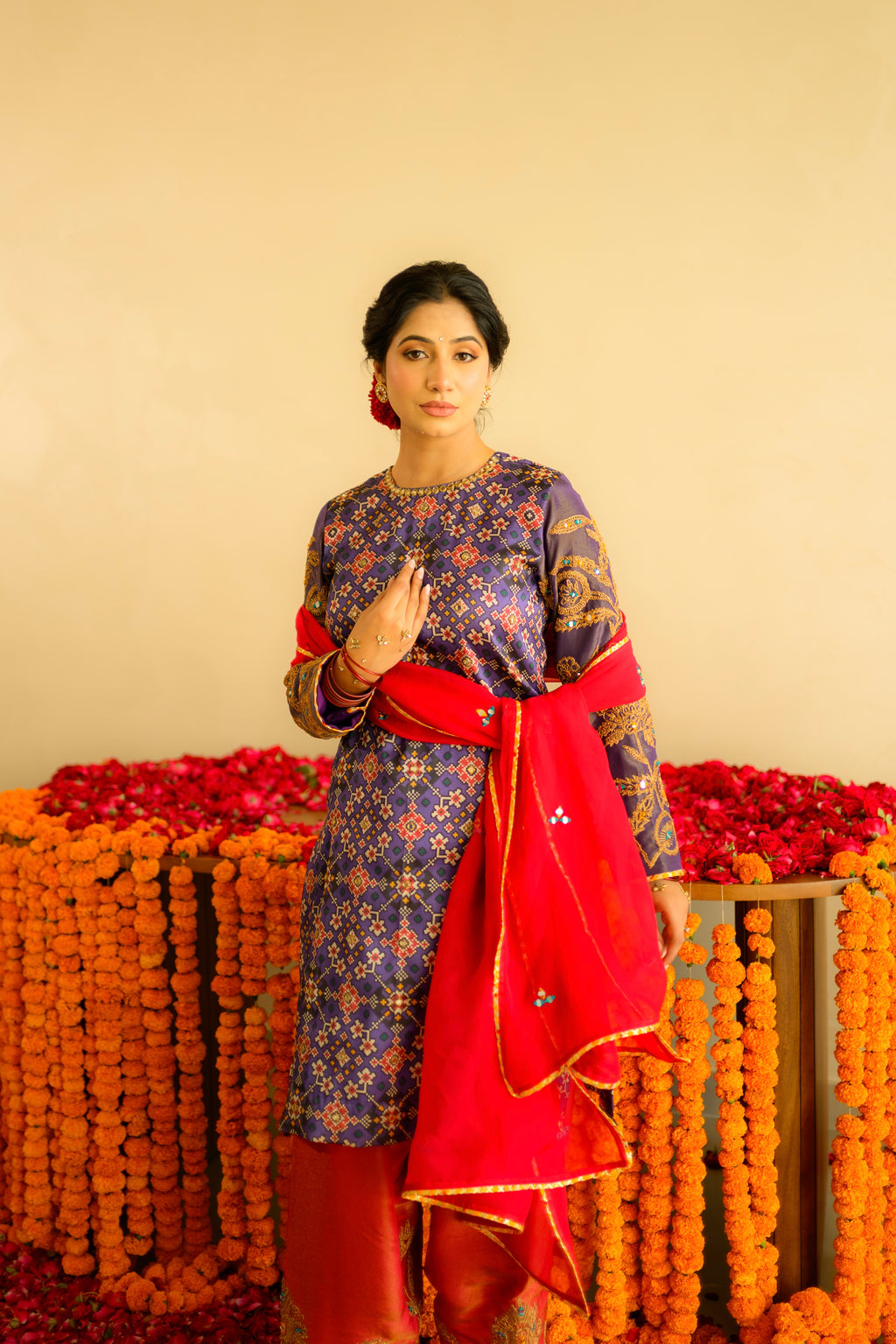 Gulabi Patola Suit