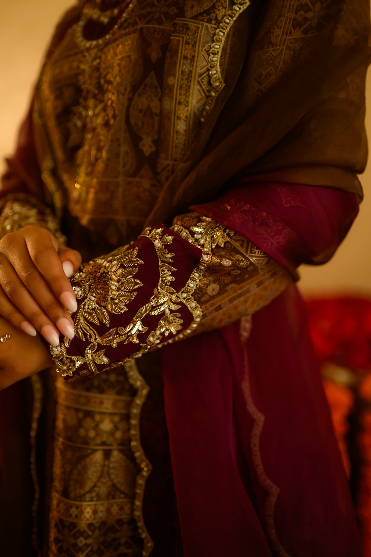 Mehrab tissue suit