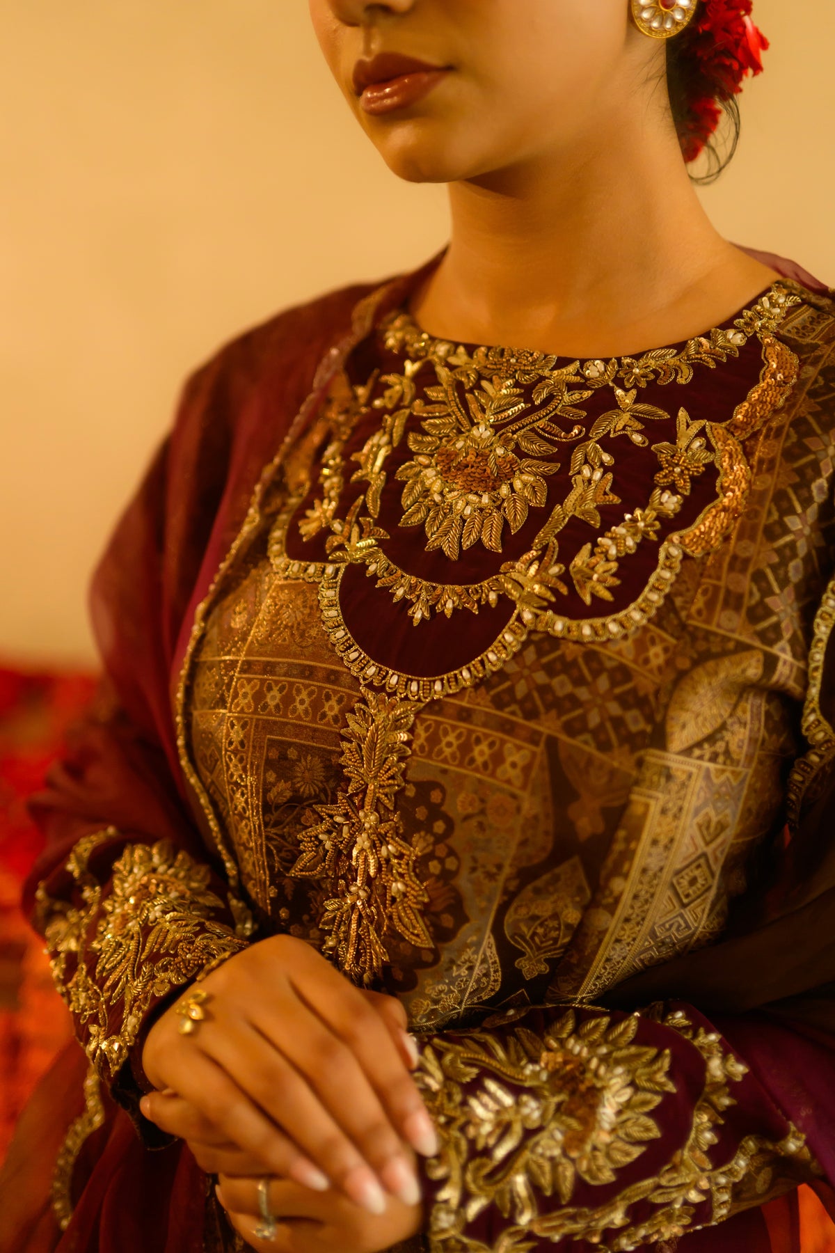 Mehrab tissue suit