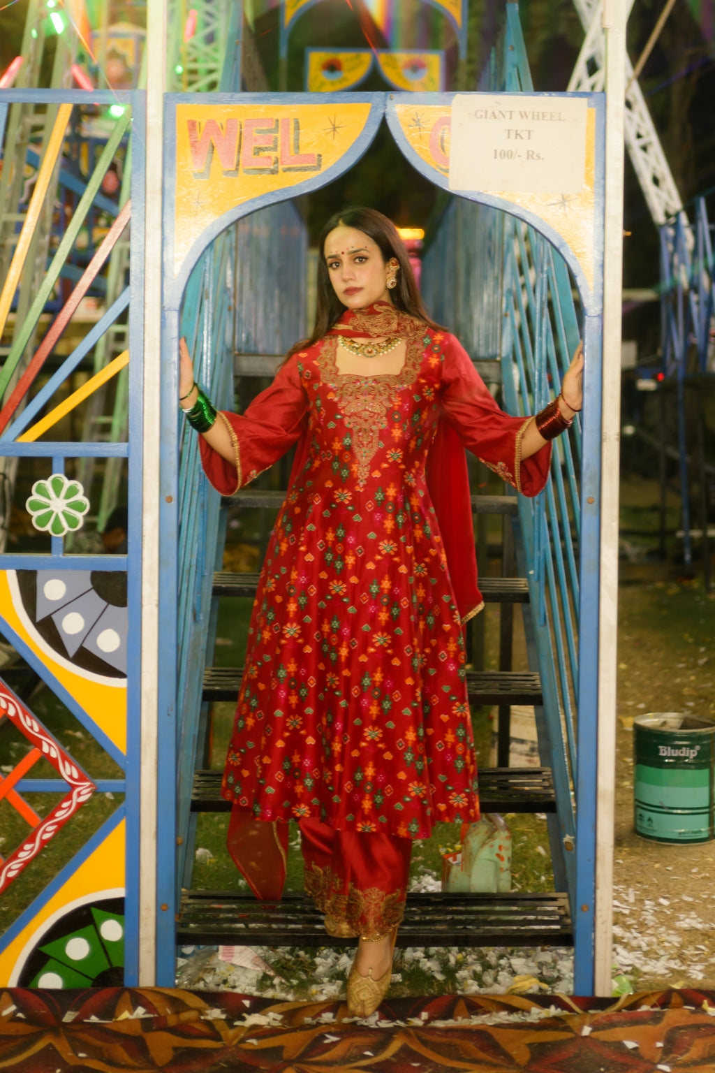 Surkh Ambi Set