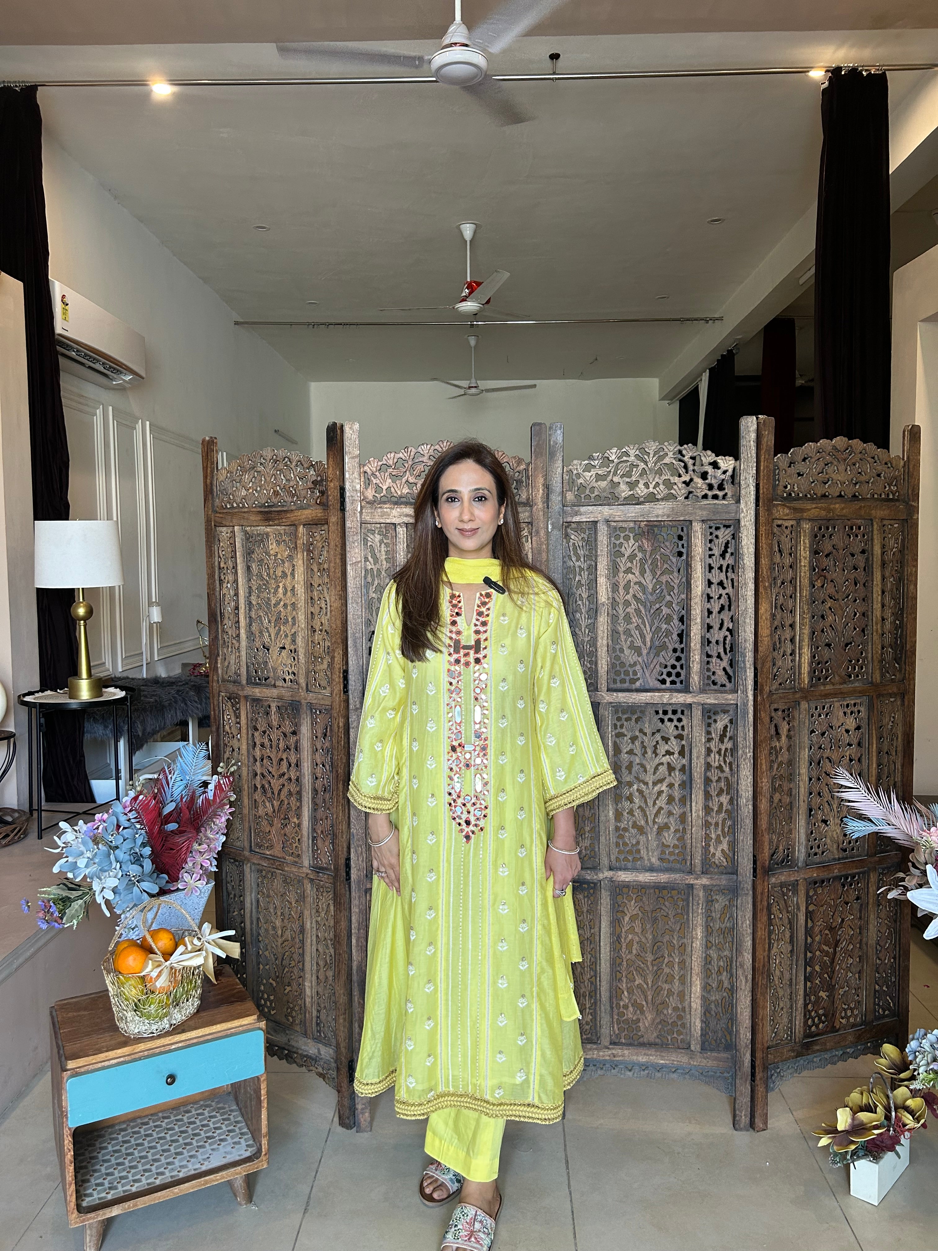 Yellow Mulmul Chogha set