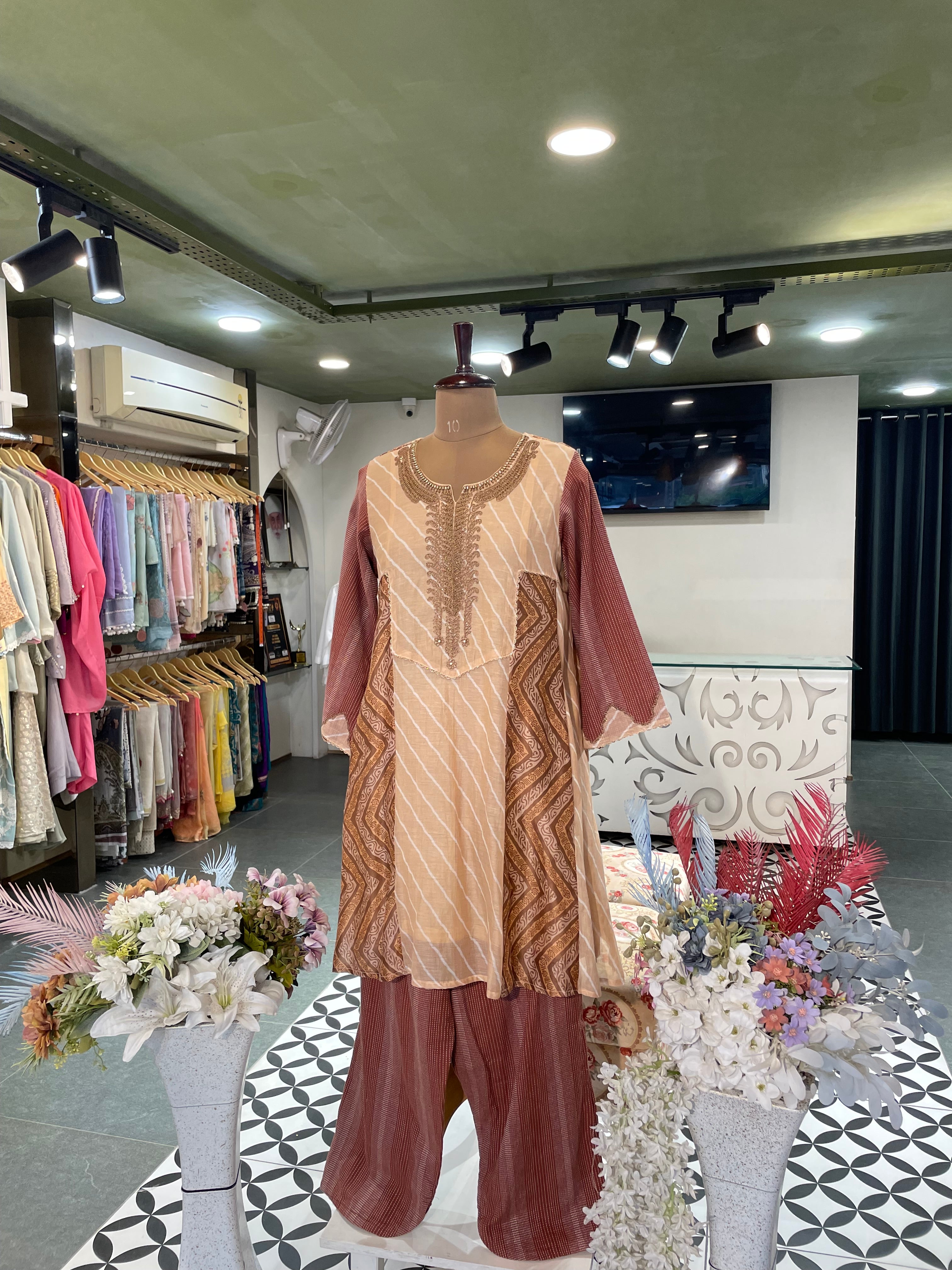 Rehmat Lehriya Kurta Set