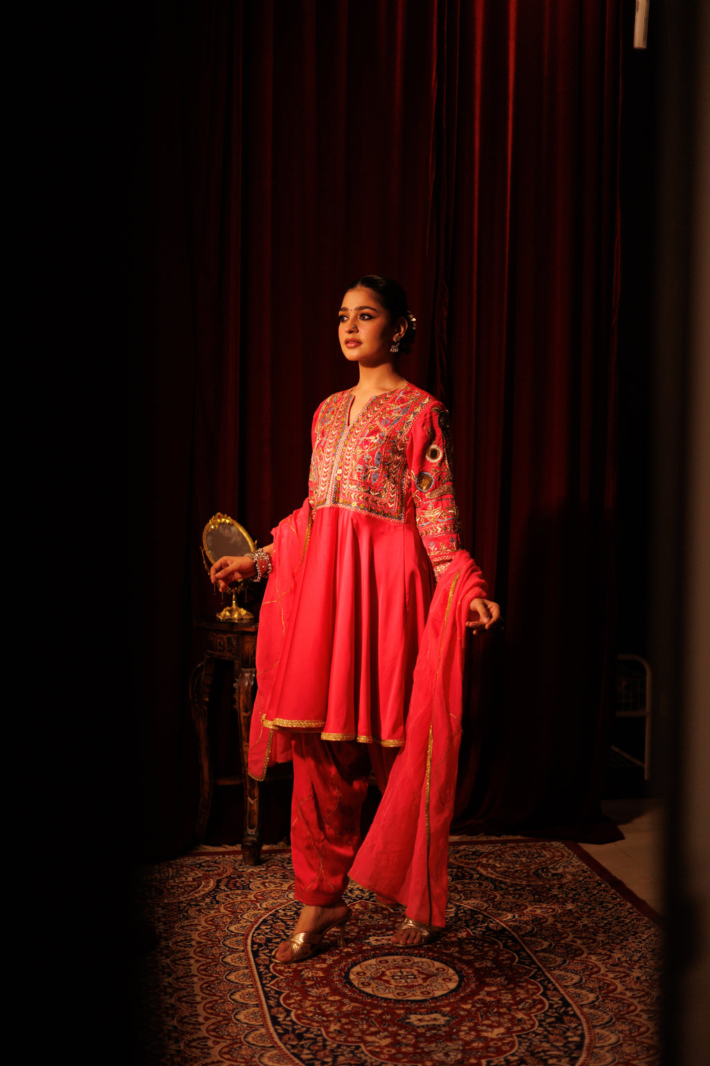 Rasiya short anarkali