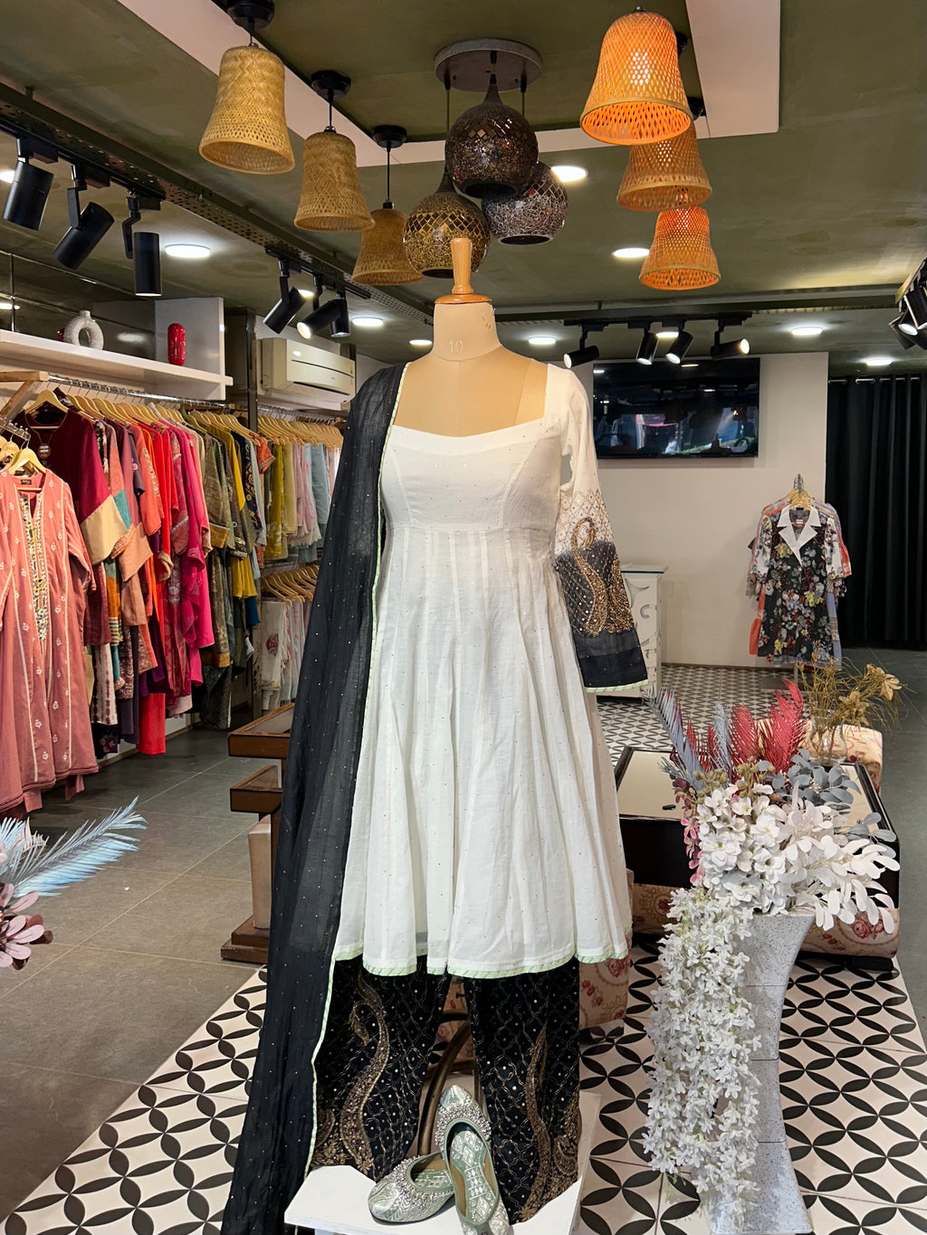Aafiya Mulmul Short Anarkali