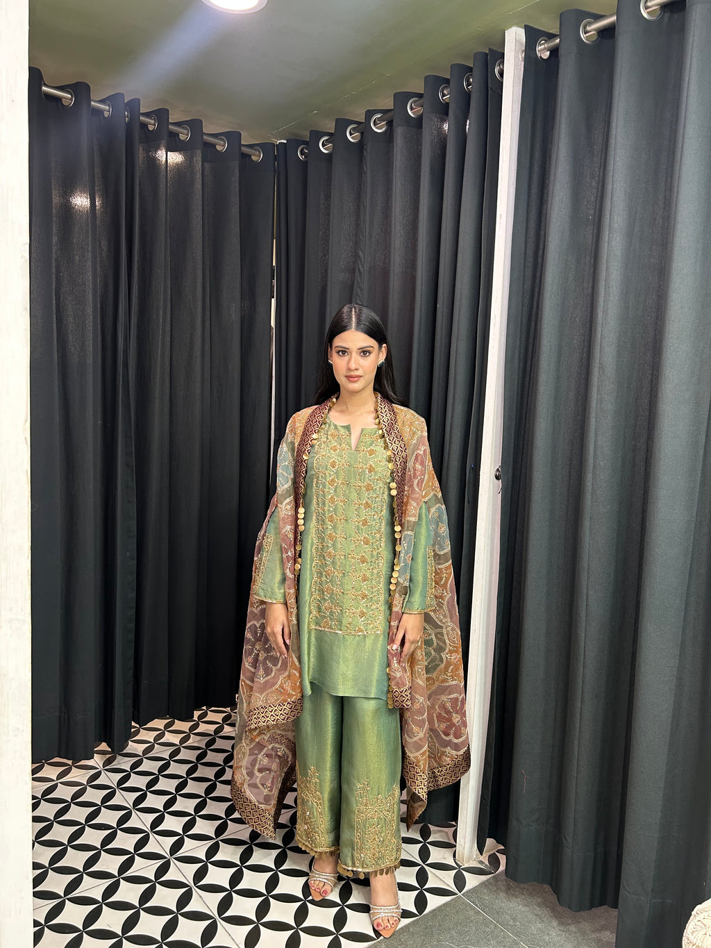 Meher Cape Set