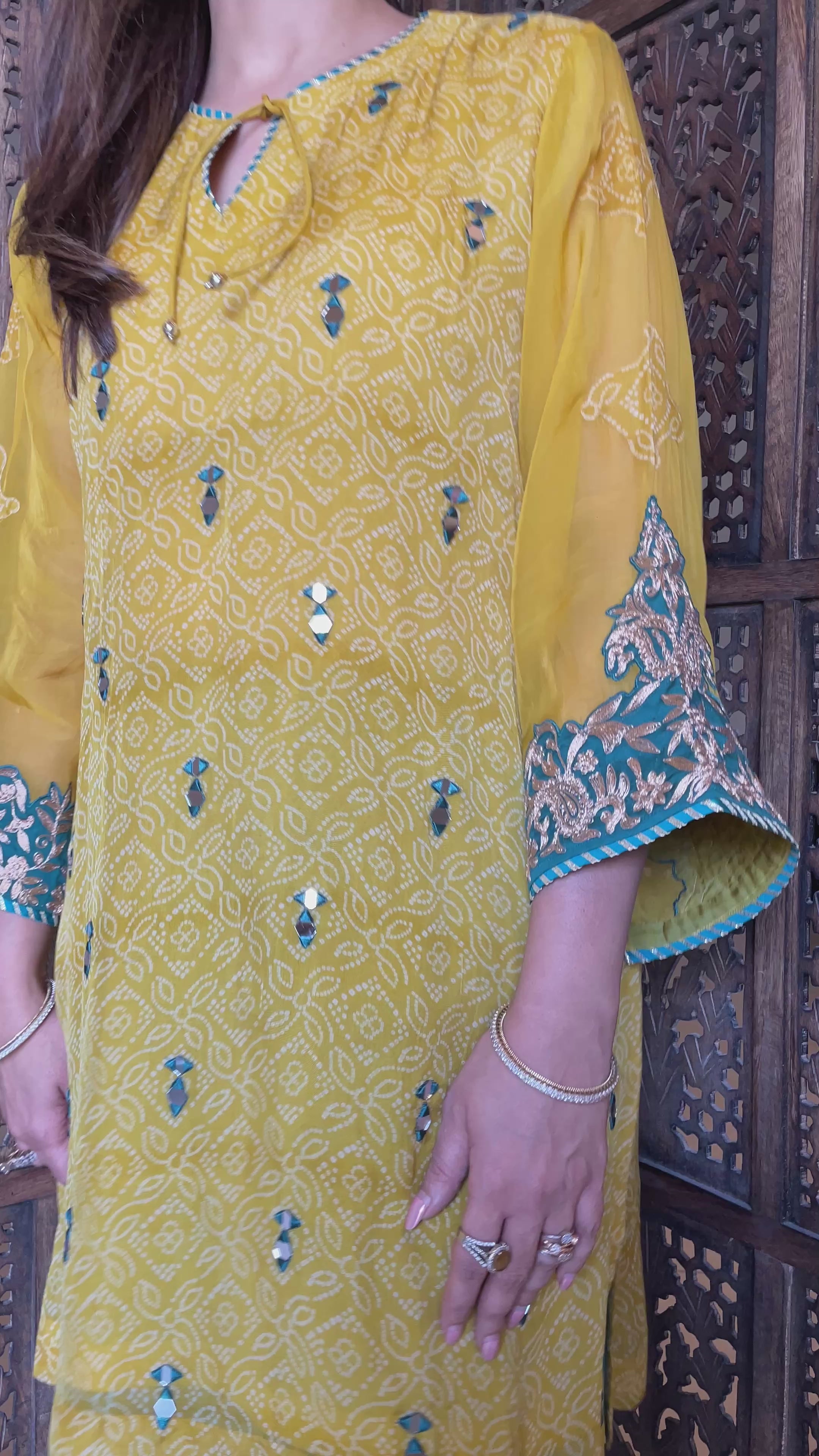 Bandhani farshi salwar